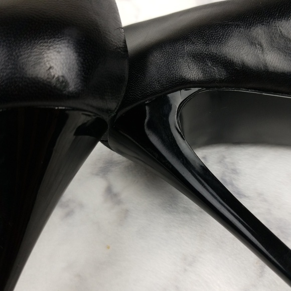 Guess Black Open Toe 5 inch high heels size 7 - Picture 5 of 8